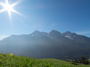 Oberhalb Sent mit Piz Lischana